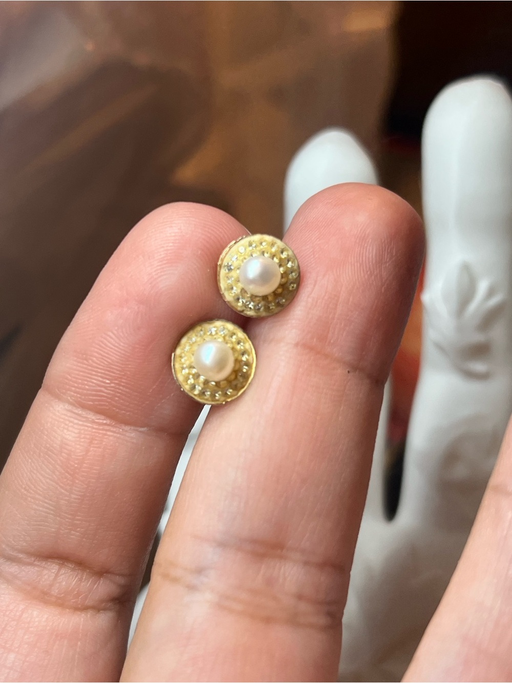 Dainty 14k Gold pearl and CZ screw back earrings - Classic Women Jewelry